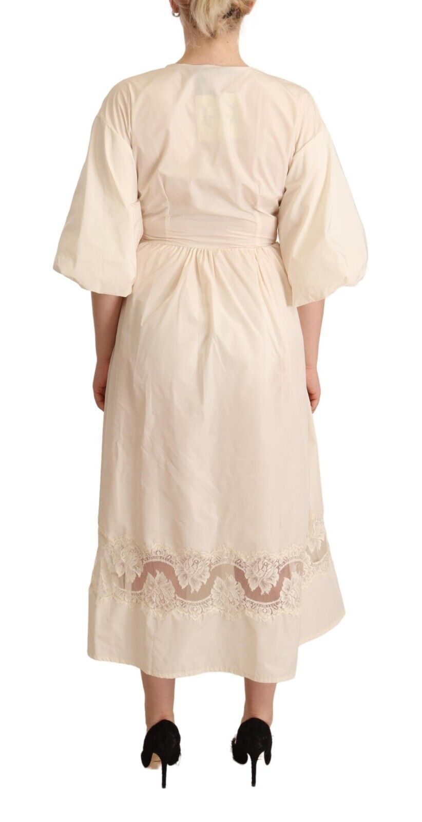 PINK MEMORIES Elegant Off White Maxi Wrap-kjole