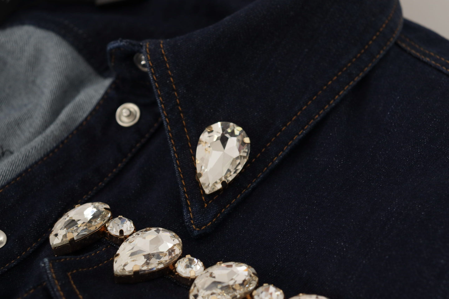 Dolce & Gabbana Elegant Krystaludsmykket Denimjakke