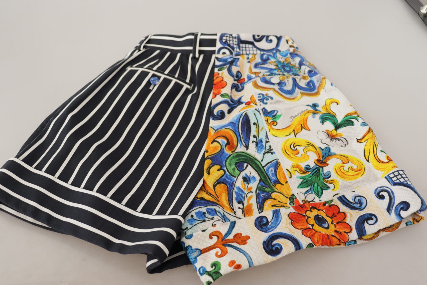 Dolce & Gabbana Majolica højtaljede designerbermudashorts