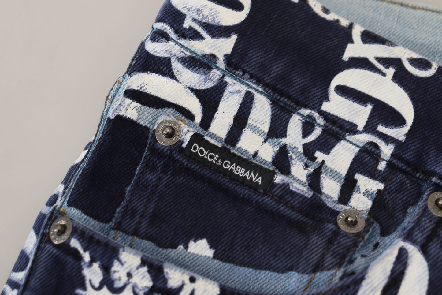 Dolce & Gabbana Elegant Crown Print Denimbukser