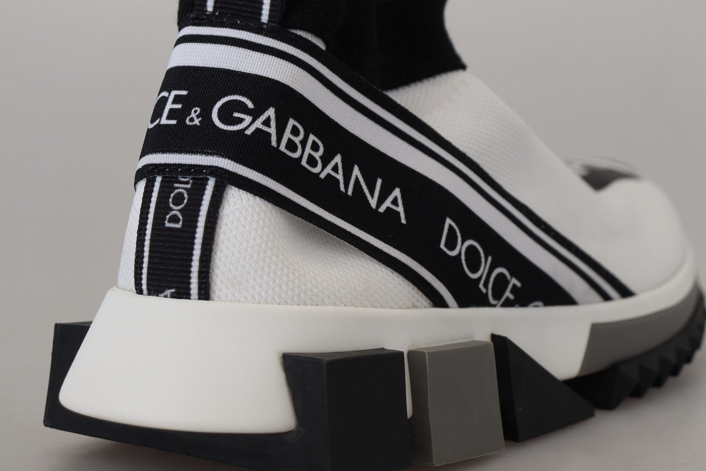 Dolce & Gabbana Chic Sorte og Hvide Sorrento Slip-On Sneakers