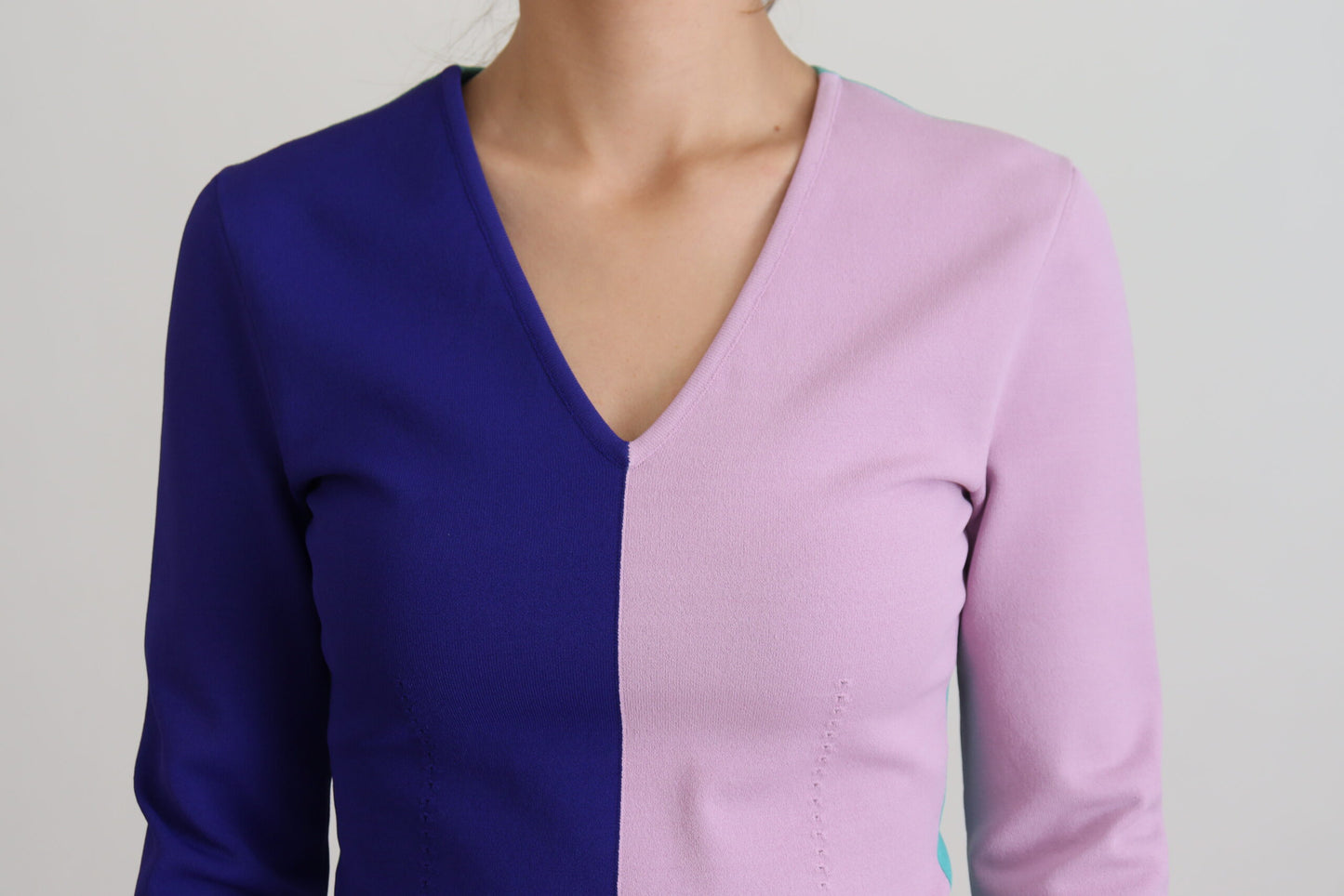 Dolce & Gabbana Chic Flerfarvet V-hals Pullover Sweater