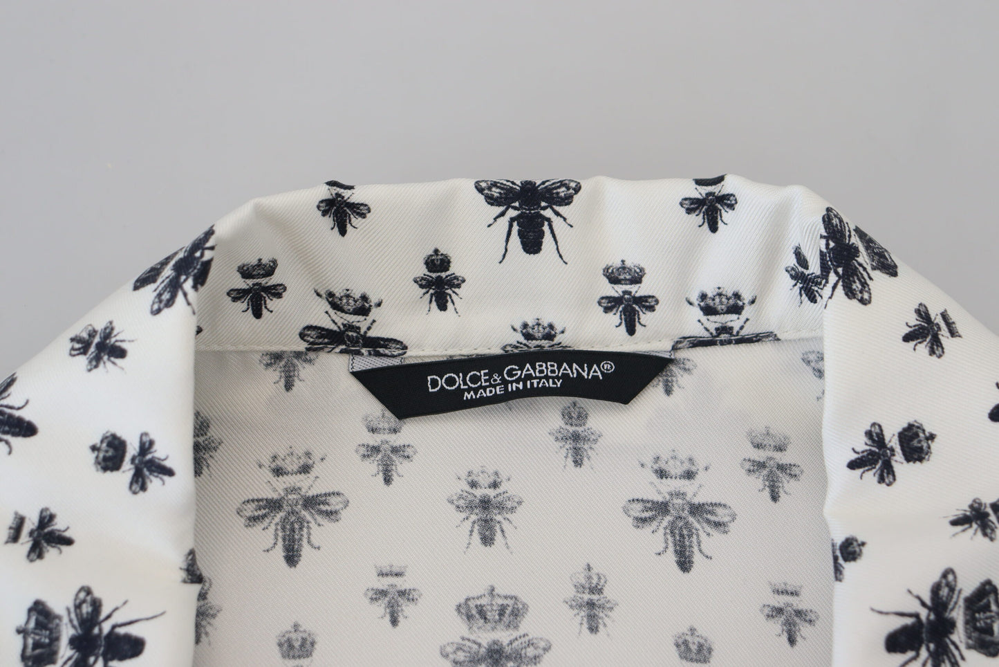 Dolce & Gabbana Elegant Silke Pyjama Top med Kronebi Print