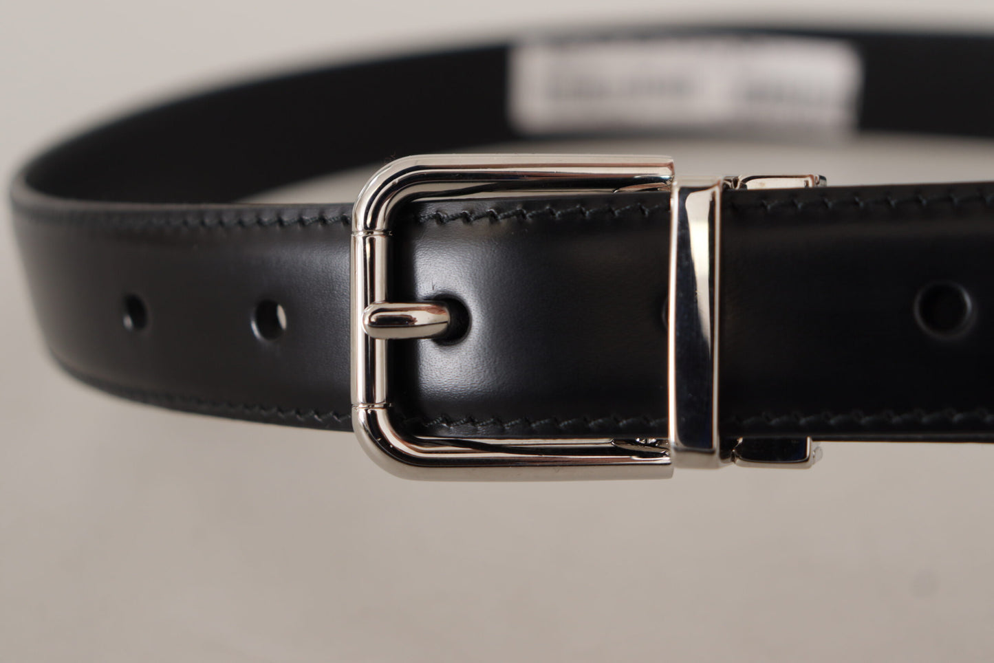 Dolce & Gabbana Sleek sort læderbælte med metalspænde