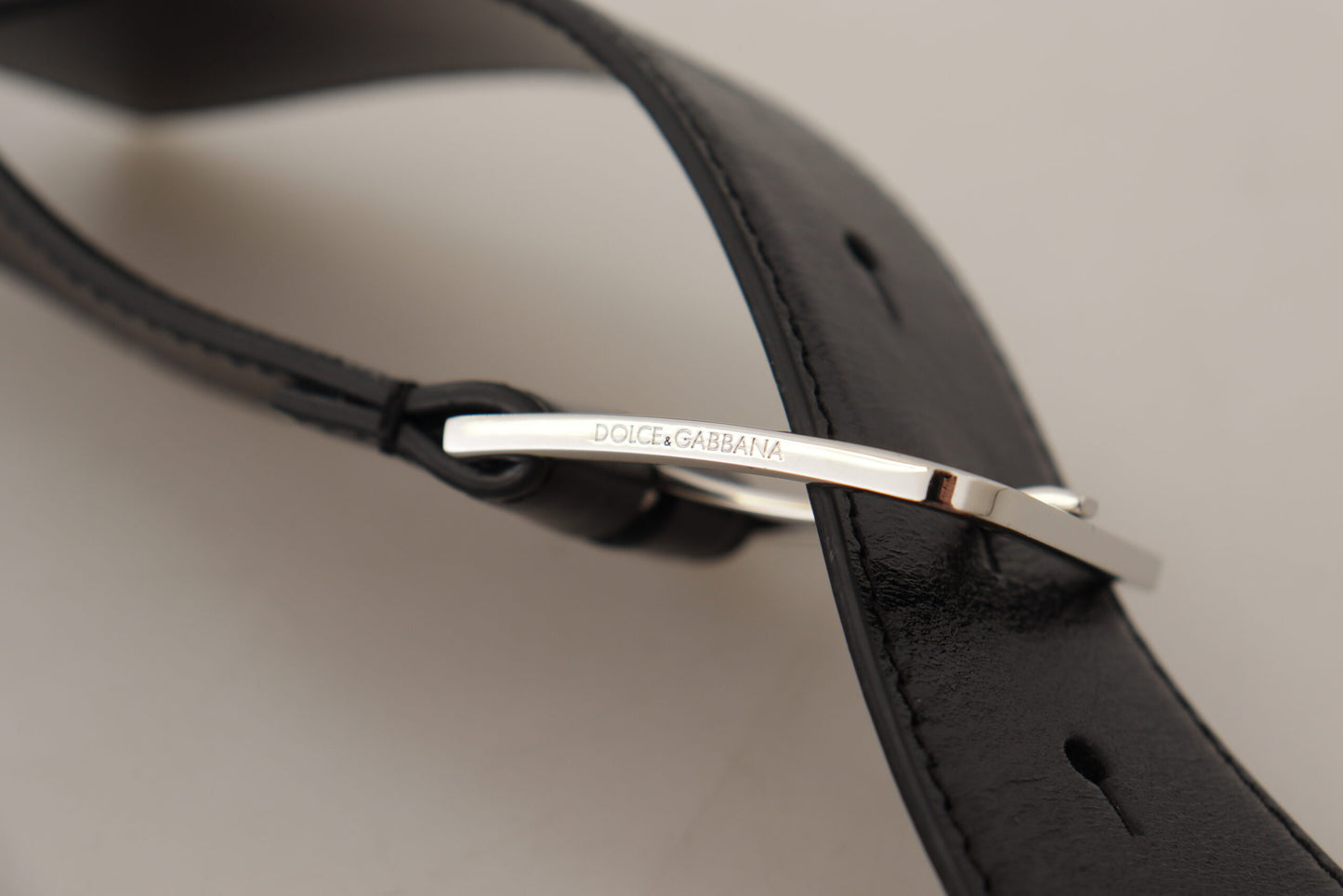 Dolce & Gabbana Elegant Læderbælte med Metalspænde