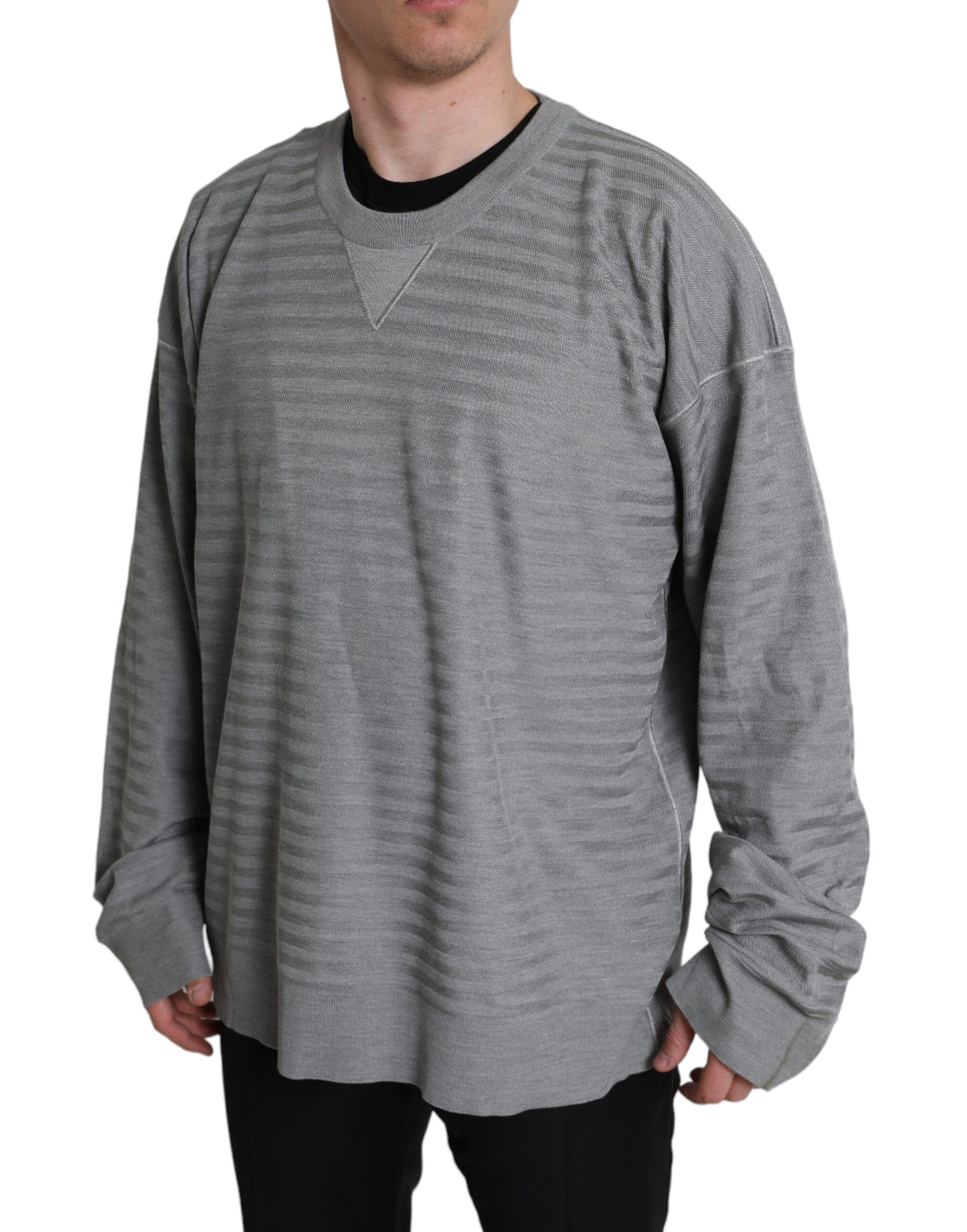 Dolce & Gabbana Elegant Grå Stribet Silkepullover med Rund Hals