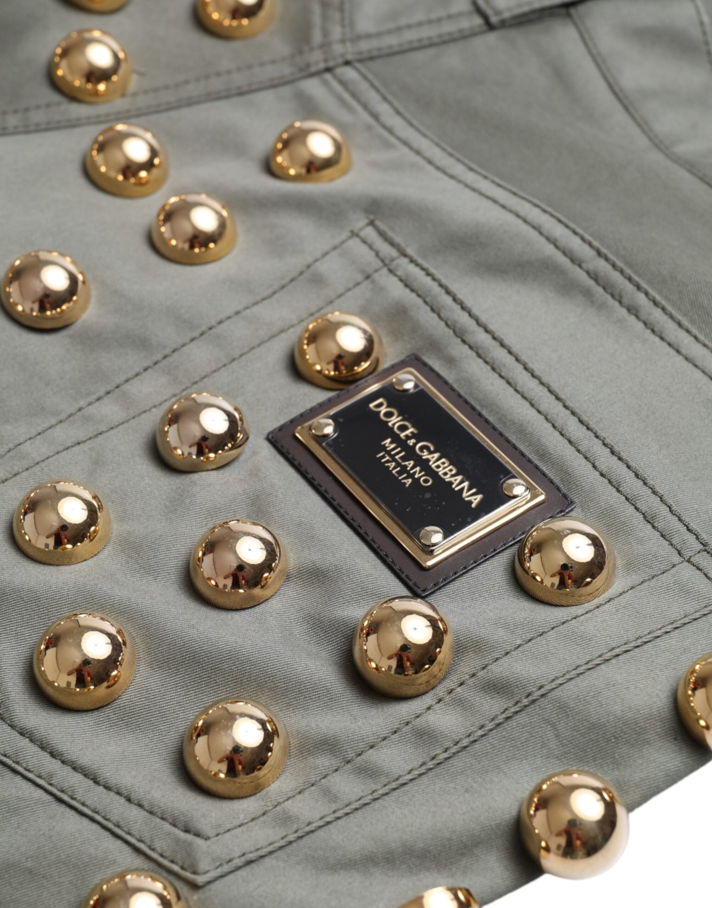 Dolce & Gabbana Smaragdfarvede Shorts med Høj Talje og Udsmykning