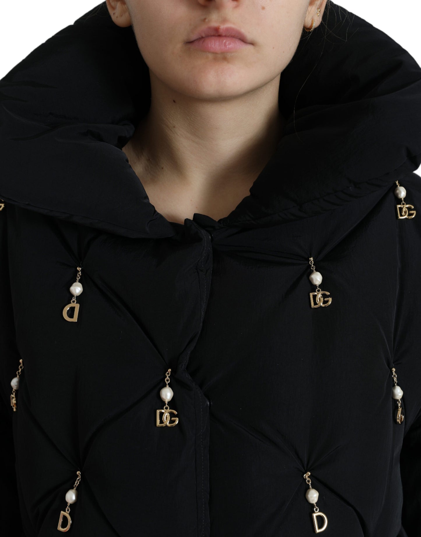 Dolce & Gabbana Elegant Quiltet Jakke med Perleudsmykning