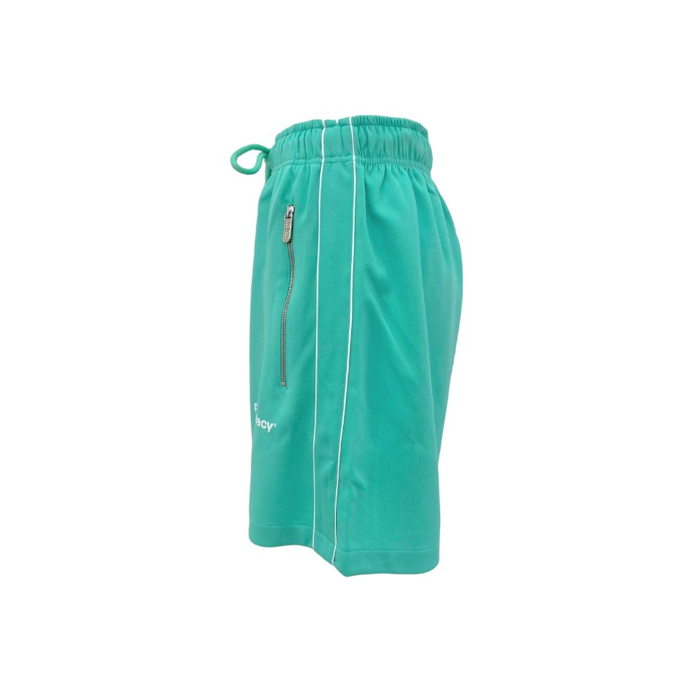 Apoteksindustriens smarte grønne bermudashorts med sidestriber