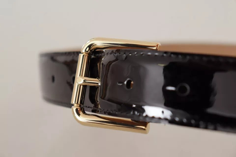 Dolce & Gabbana Sort Læderbælte med Guldmetal og Graveret Logospænde