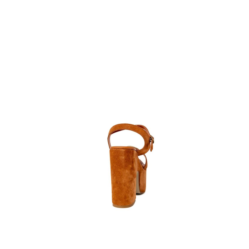 Guess brun ruskindssandaler