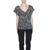 Jacqueline De Yong Sorte og hvide viskosetoppe og T-shirt