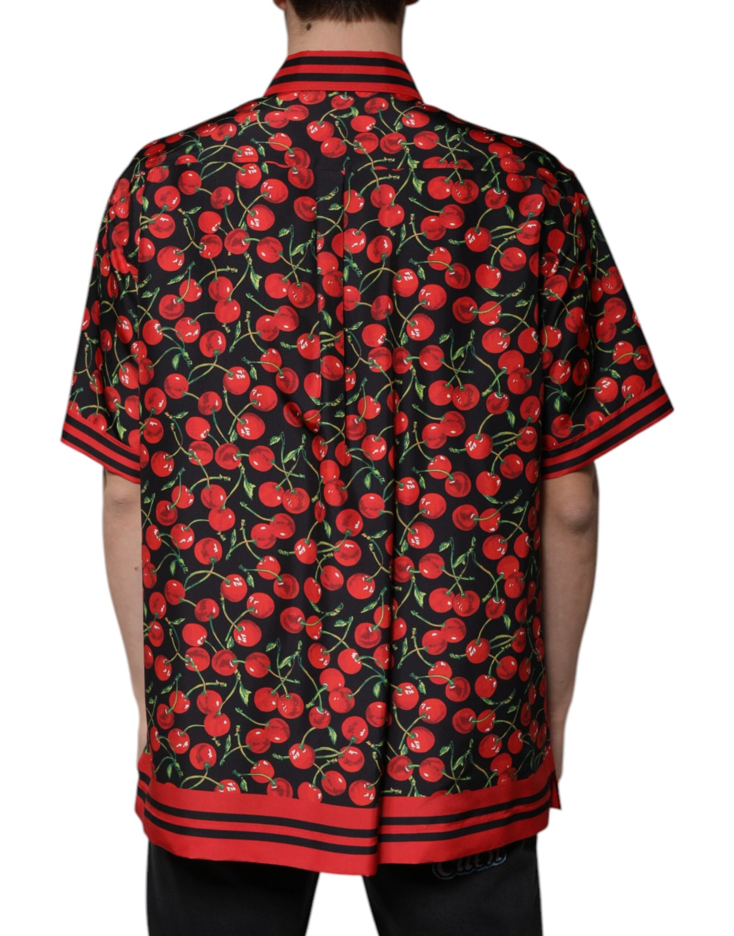 Dolce & Gabbana Sort Kirsebærsilke Skjorte med Knapper og Afslappet Stil