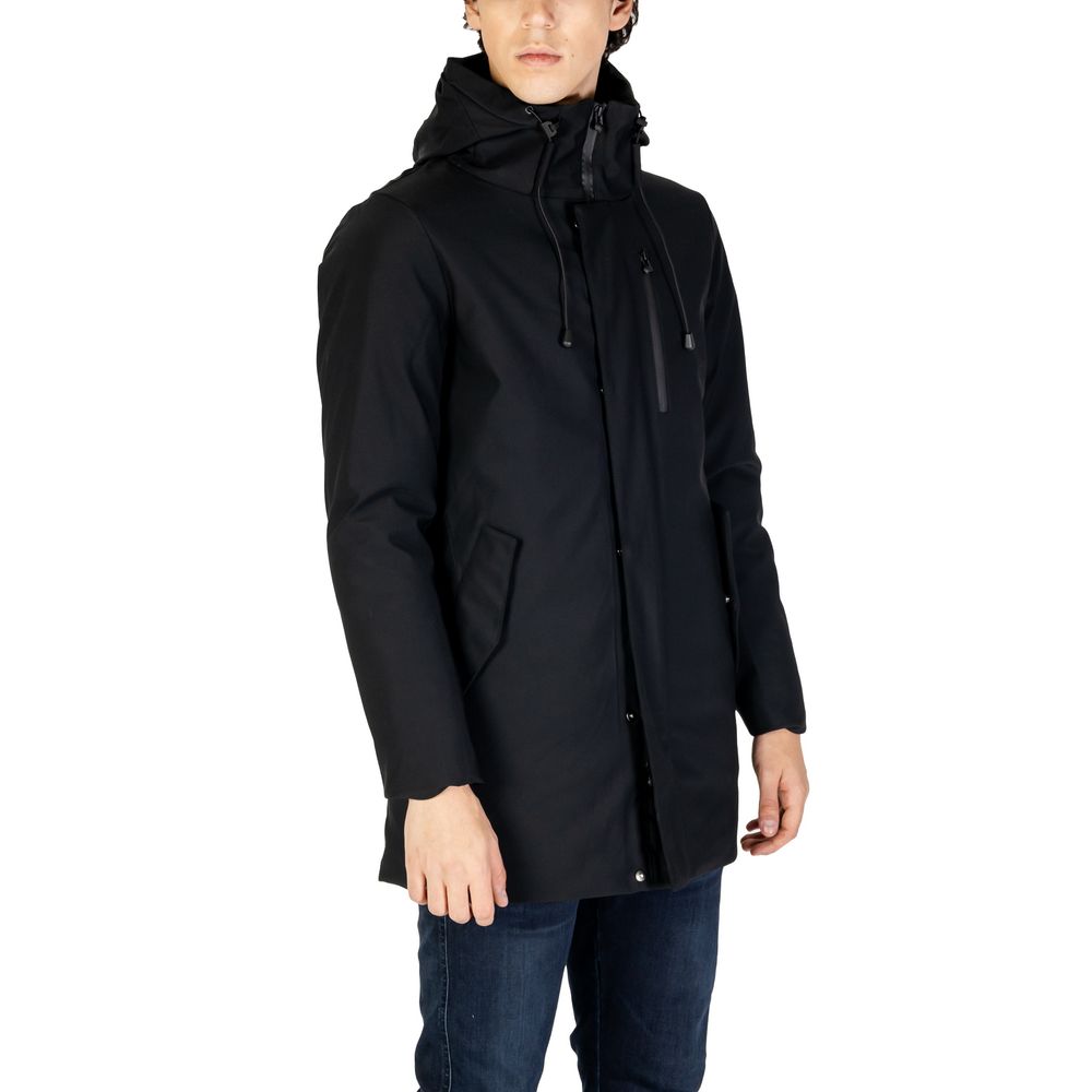Hydra Clothing Sort Nylonjakke