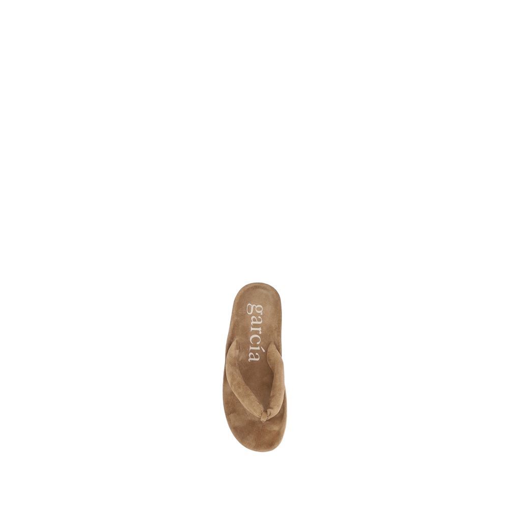Pedro García Almu Sandaler