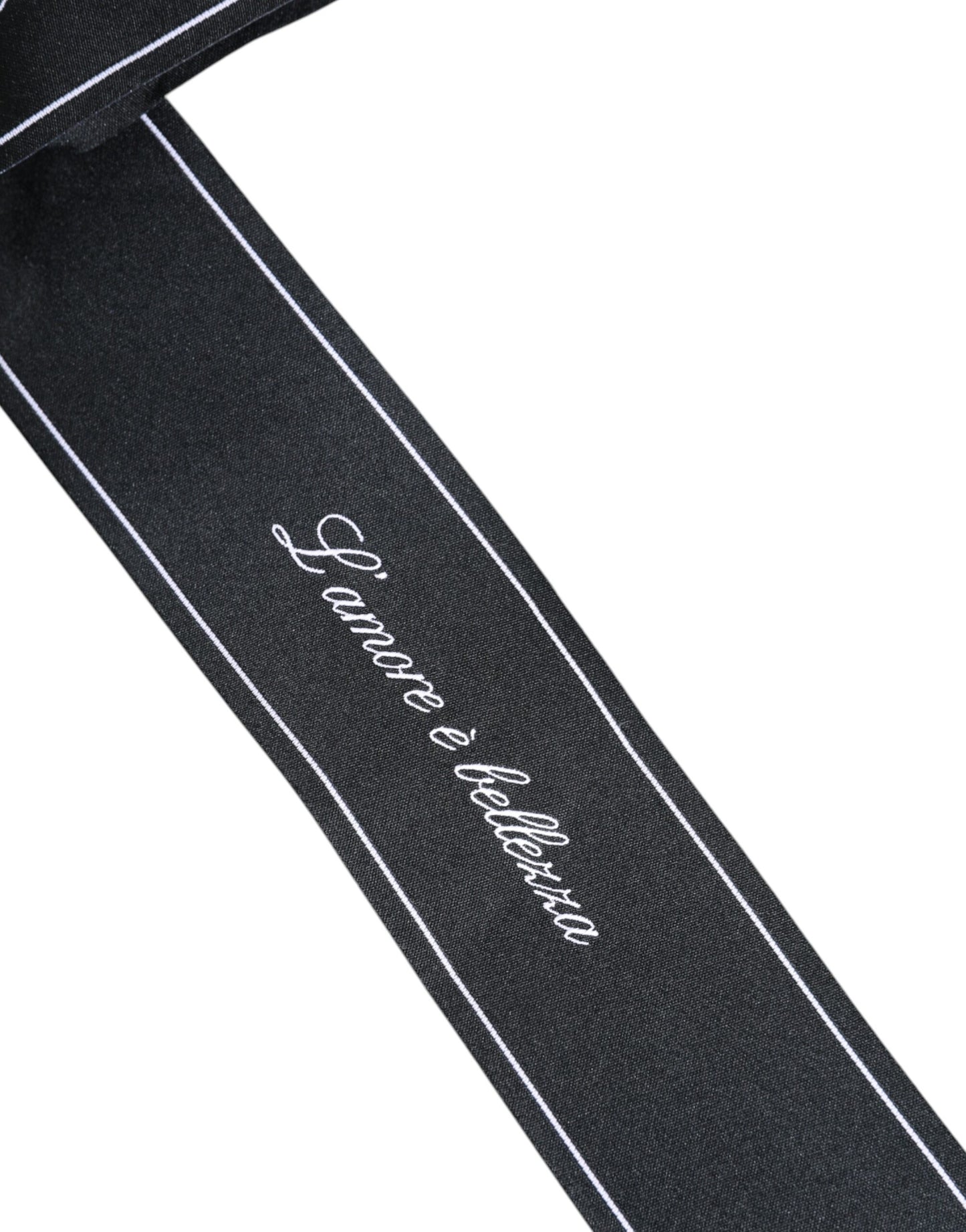 Dolce & Gabbana sort bælte med bred sløjfe og logo i taljen