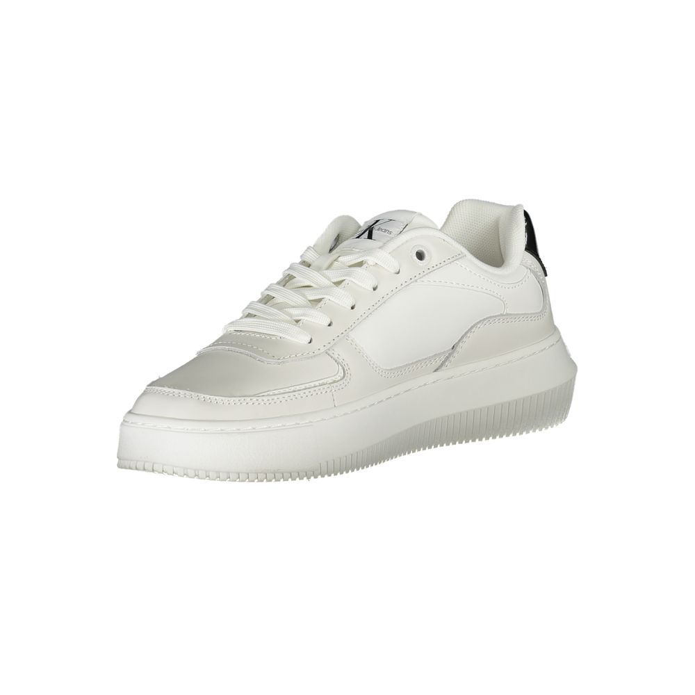 Calvin Klein Elegant Hvide Sneakers Med Snørebånd og Kontrastdetaljer