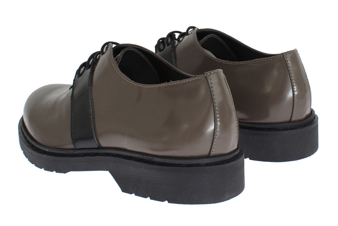 AI_ Elegant Gray Brown Leather Lace-up Shoes