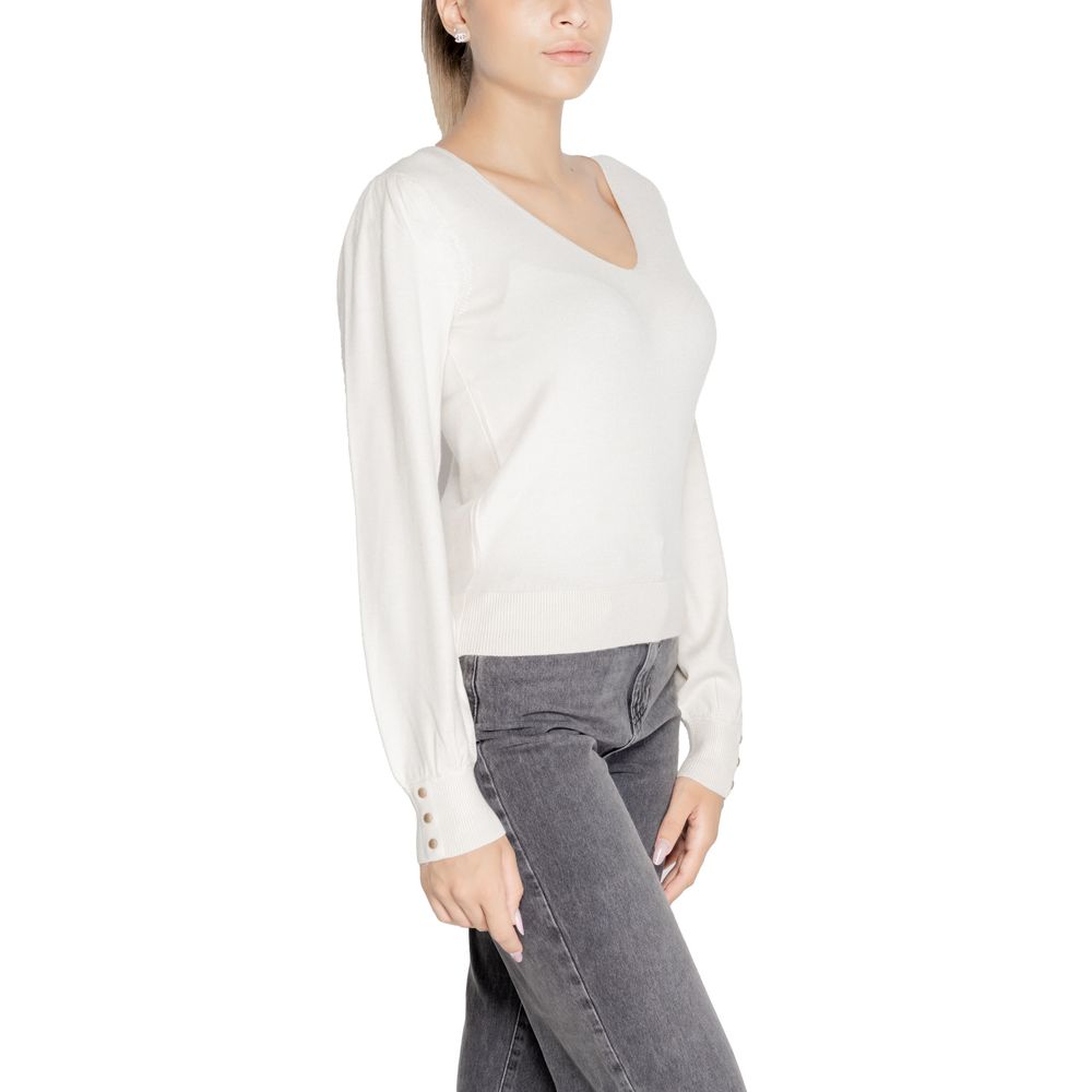 Vero Moda Cream Polyester Tops & T-Shirt