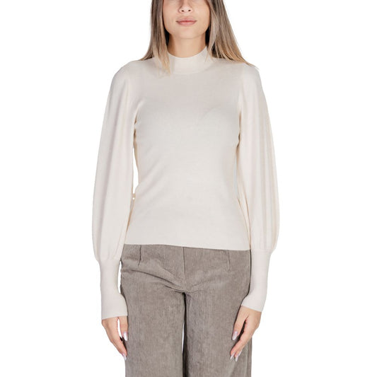 Vero Moda Cream Viscose Toppe &amp; T-Shirt