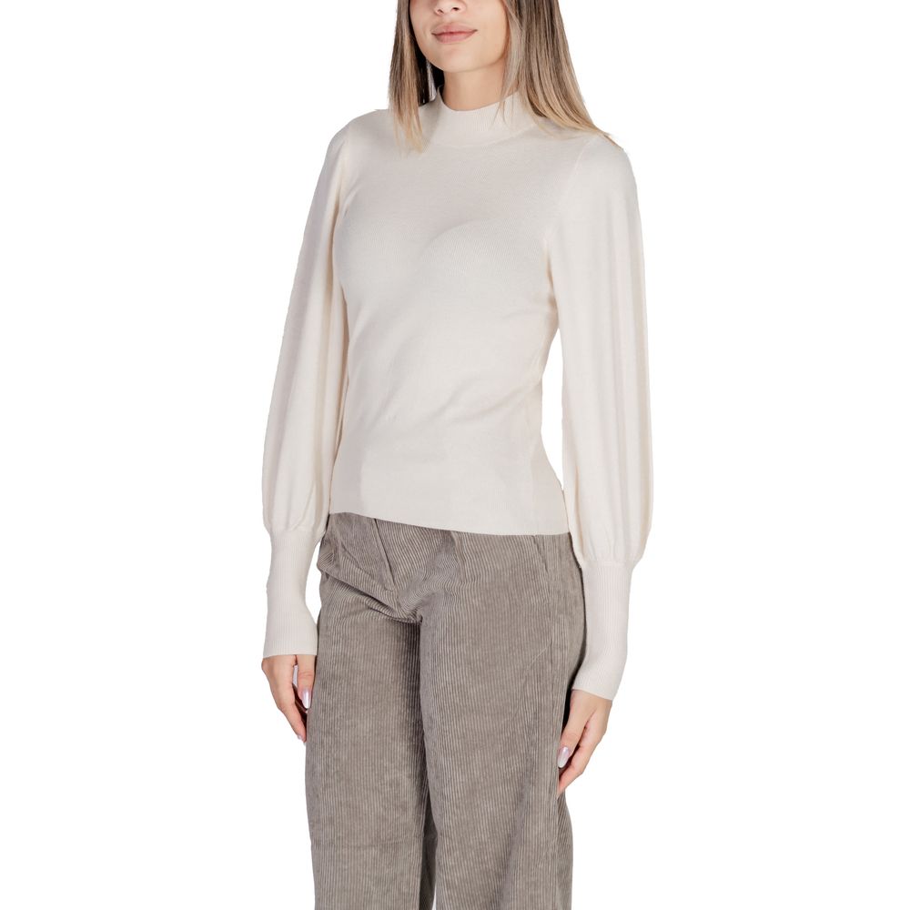 Vero Moda Cream Viscose Toppe &amp; T-Shirt