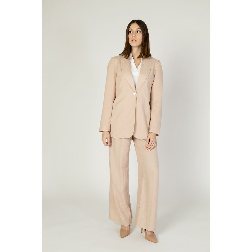 Vero Moda Pink viskosedragter og blazer