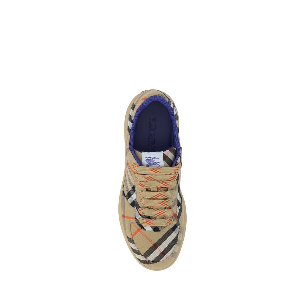 Burberry sneakers med sneakers