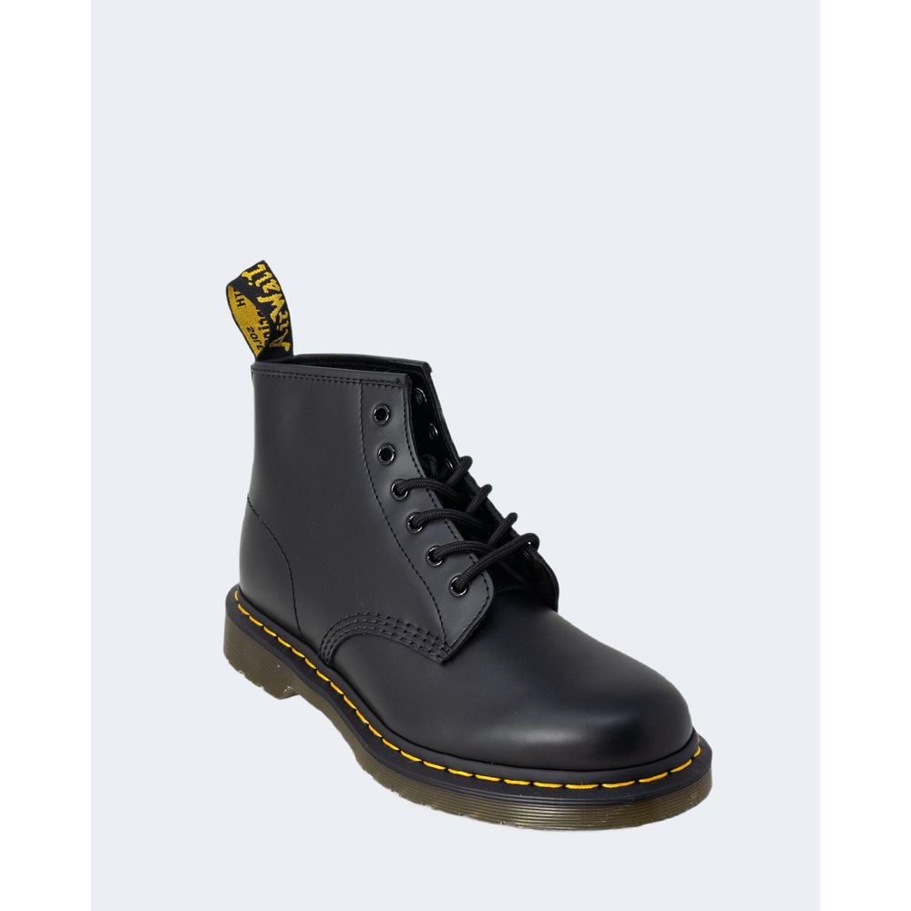 Dr. Martens sort læderstøvle