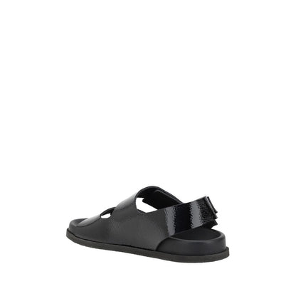 Pedro García Dinka Sandaler