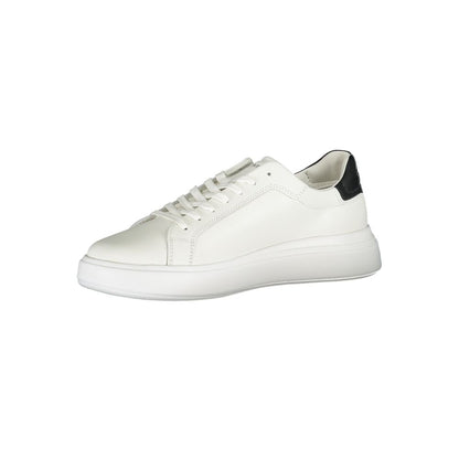 Calvin Klein Elegant Hvid Sneakers med Kontrastdetaljer